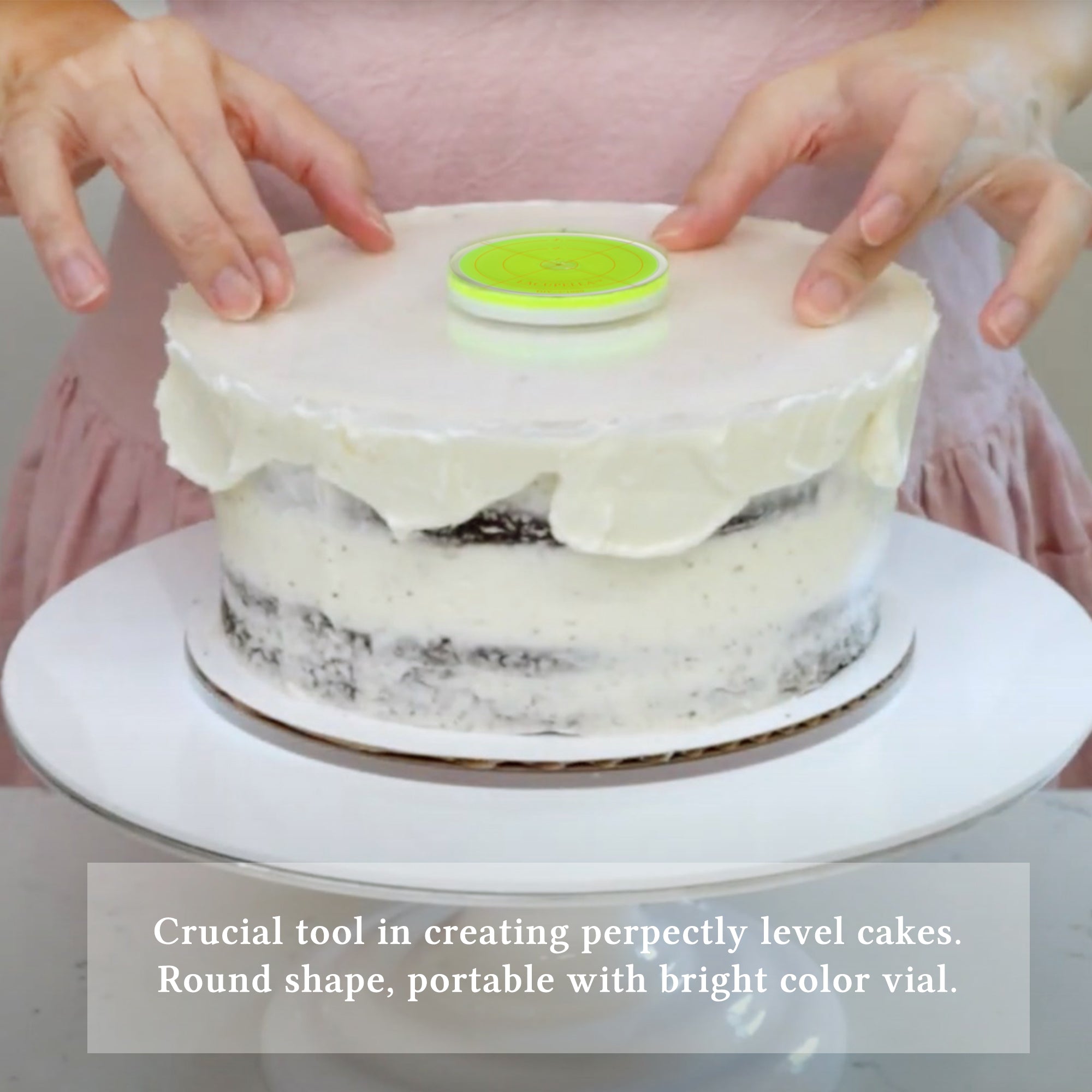 Lacupella Round Level for Perfect Cake Buttercream Icing